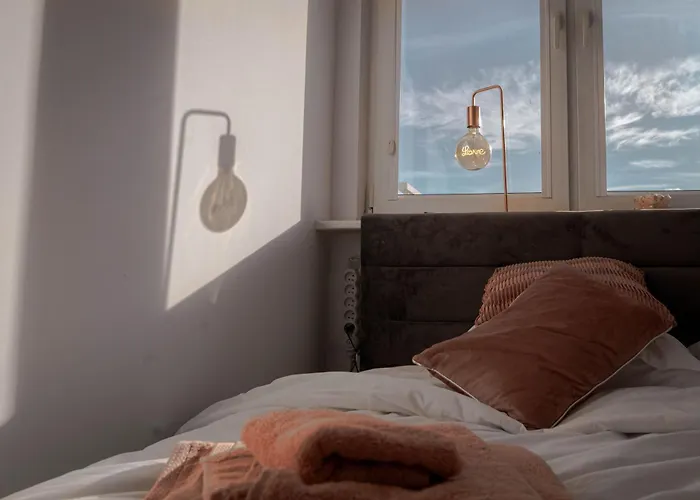 Cozycorner With A View * غدينيا