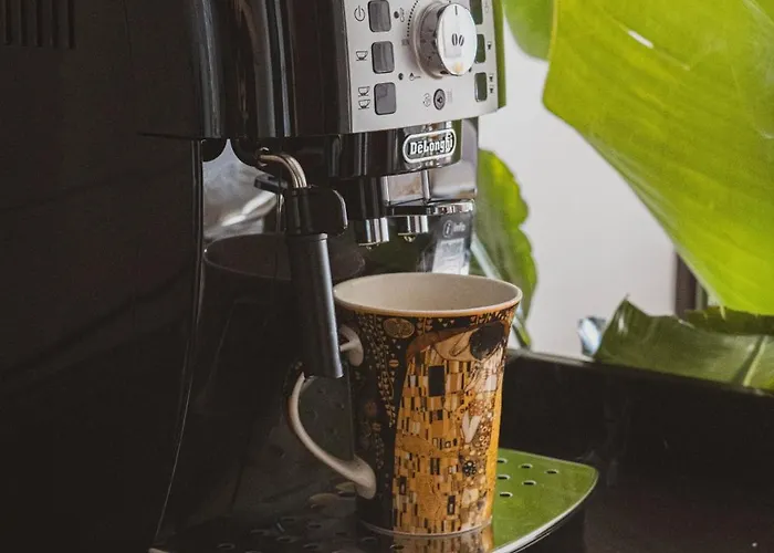 Cozycorner With A View * غدينيا